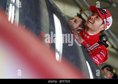 Concord, NC, USA. 19th May, 2017. May 19, 2017 - Concord, NC, USA: Kyle Larson (42) straps into his car to practice for the Monster Energy NASCAR All-Star Race at Charlotte Motor Speedway in Concord, NC. Credit: Chris Owens Asp Inc/ASP/ZUMA Wire/Alamy Live News Stock Photo