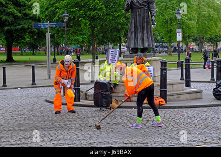 Bristol, UK. 20th May, 2017. Doghouse and friends shoot a video for the song “Public Services Ltd”. Keith Ramsey/Alamy Live News Stock Photo