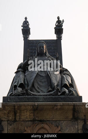 Statue of Queen Victoria in front of the Victoria Memorial  in Kolkata on February 08, 2016. Stock Photo