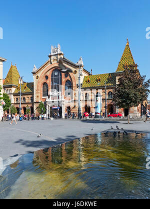 Stock Photo - Central Market Hall Budapest Hungary. Designed by Gustav Eiffel in the late 1800s