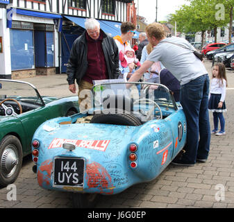 Biggleswade, Bedfordshire, UK on May 21st 2017. Berkeley cars made over 4000 between 1956 and 1960 from their factory in Biggleswade, Bedfordshire. All were powered by motorcycle engines, front wheel drive and fibreglass bodies and were seen as an affordable way to own a 'sports car'. These lightweight microcars were made as two seater, four seater four wheelers, plus late on they also made a three wheeler. The company went bankrupt in December 1960, but each year the Berkeley Enthusiasts Club take their cars on a 'pilgrimage' back to Biggleswade. Credit: KEITH MAYHEW/Alamy Live News Stock Photo