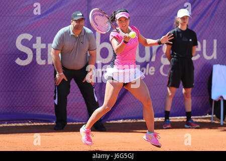 Strasbourg, France. 21st May, 2017. Japanese player Risa Ozaki is in action during her match in the 1st round of the WTA tennis Internationaux of Strasbourg vs Chinese player Qiang Wang on May 21, 2017 in Strasbourg, France - ©Yan Lerval/Alamy Live News Stock Photo