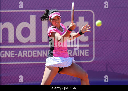 Strasbourg, France. 21st May, 2017. Japanese player Risa Ozaki is in action during her match in the 1st round of the WTA tennis Internationaux of Strasbourg vs Chinese player Qiang Wang on May 21, 2017 in Strasbourg, France - ©Yan Lerval/Alamy Live News Stock Photo