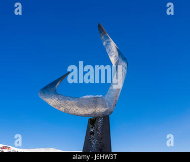 'Boreas' sculpture (1971), also called 'Nordenvinden', by Erling Saadtvedt stands near the pier in Honningsvåg, Finnmark County, Norway. Stock Photo