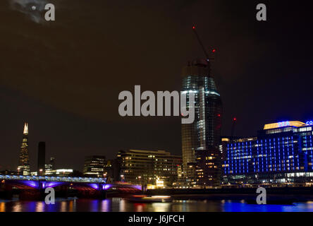 1 Blackfriars/One Blackfriars (Under Construction) & Sea Containers House with the Shard in the background. Stock Photo