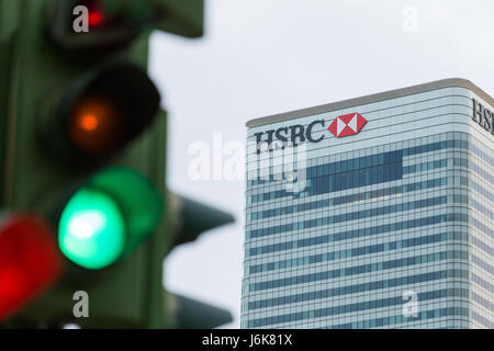 Traffic lights next to HSBC bank Stock Photo