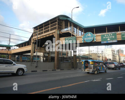 0833 C. Jose Footbridge EDSA Malibay, Pasay City  13 Stock Photo