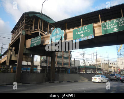 0833 C. Jose Footbridge EDSA Malibay, Pasay City  21 Stock Photo