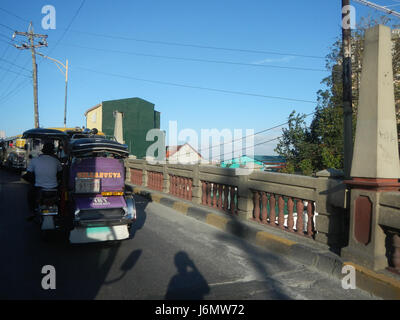 09839 San Joaquin Chapel Bambang Bridge Pasig City River  19 Stock Photo