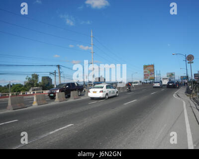 The Circumferential Road 5 in Pasig City features the Bagong Ilog ...