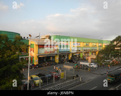 09438 Pedestrian footbridge Puregold Tayuman Juan Luna C-5 Capulong ...