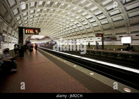 smithsonian metro underground train system Washington DC USA Stock Photo