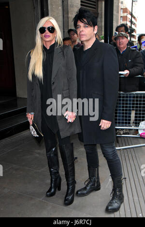 London, UK, 18/05/2017 Gary Numan arrives for the 2017 annual  Ivor Novello at the Cavendish House Hotel in Park Lane. Stock Photo