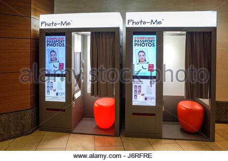 Photo booth in shopping centre, UK Stock Photo: 133896447 - Alamy