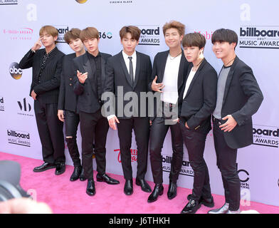 Las Vegas, Nevada, USA. 21st May, 2017. South Korean Boy Band BTS attend the 2017 Billboard Music Awards on May 21, 2017 at T-Mobile Arena in Las Vegas, Nevada. Credit: Marcel Thomas/ZUMA Wire/Alamy Live News Stock Photo