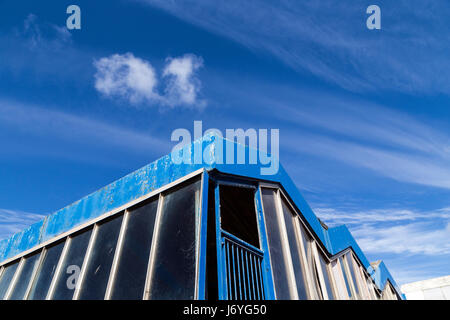 Broadsands beach,Beachhuts and green fieldssandBroadsands beachBeachhuts and green SEASIDESCENESEASHOREBATHERSCOASTALVIEWtradition Stock Photo