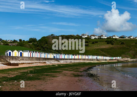 Broadsands beach,Beachhuts and green fieldssandBroadsands beachBeachhuts and green SEASIDESCENESEASHOREBATHERSCOASTALVIEWtradition Stock Photo