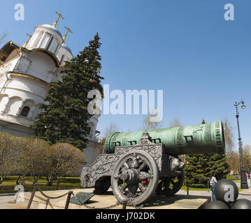 Moscow Kremlin: view of the Tsar Cannon, a large medieval artillery piece cast in bronze in 1586 by the Russian master bronze caster Andrey Chekhov Stock Photo