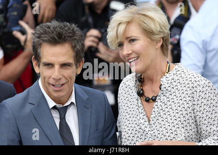 Cannes, Frankreich. 21st May, 2017. Ben Stiller and Emma Thompson at the 'The Meyerowitz Stories' photocall during the 70th Cannes Film Festival at the Palais des Festivals on May 21, 2017 | Verwendung weltweit Credit: dpa/Alamy Live News Stock Photo