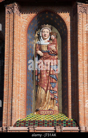 Madonna with Child, Saint Mother Mary with baby Jesus statue in Malbork Castle church, Poland Stock Photo