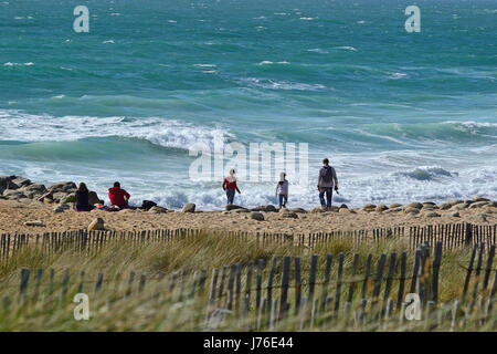 Rising tide on the Port Bara beach, Wild coast in Quiberon peninsula (Morbihan, Brittany, France). Stock Photo