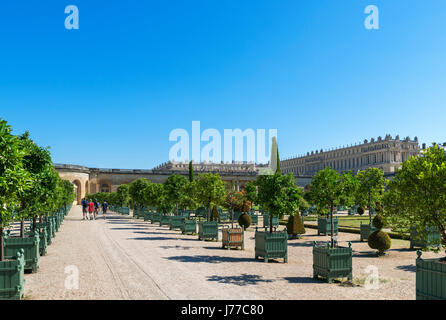The Chateau de Versailles (Palace of Versailles) from the Orangery (Orangerie), near Paris, France Stock Photo