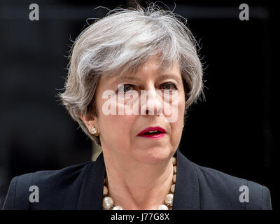 Britain's Prime Minister Theresa May leaves No. 10 Downing Street to ...