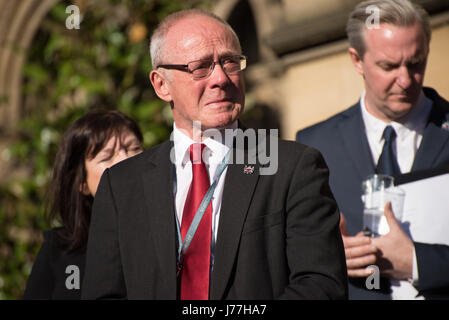 Manchester, UK. 23rd May, 2017. Sir Richard Leese, leader of Manchester City Council, attends the vigil service for the victims of the Manchester Arena explosion in Manchester, United Kingdom on Tuesday, May 23rd, 2017. Greater Manchester Police are treating the explosion after the Ariana Grande concert, which took place on 05/22/2017 at Manchester Arena, as a terrorist incident. Credit: Jonathan Nicholson/Alamy Live News Stock Photo
