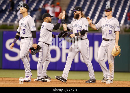 Colorado Rockies DJ LeMahieu (R) scores against the Chicago Cubs in the  fifth inning at Wrigley Field on June 11, 2017 in Chicago. Photo by Kamil  Krzaczynski/UPI Stock Photo - Alamy