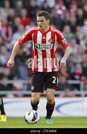 ADAM JOHNSON SUNDERLAND FC STADIUM OF LIGHT SUNDERLAND ENGLAND 21 October 2012 Stock Photo