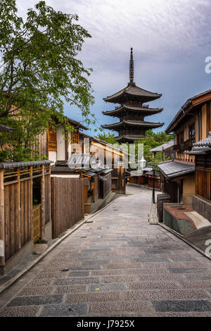 Yasaka Pagoda and Sannen Zaka Street in the Morning, Gion, Kyoto, Japan Stock Photo