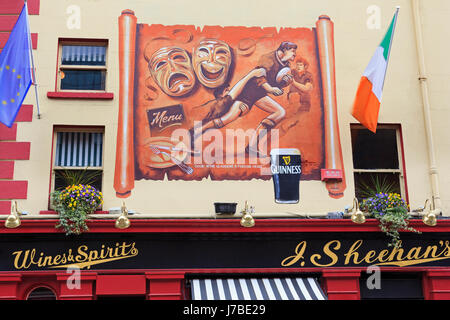 Sheehan's Pub, Chatham Street, Dublin City, County Dublin, Ireland Stock Photo