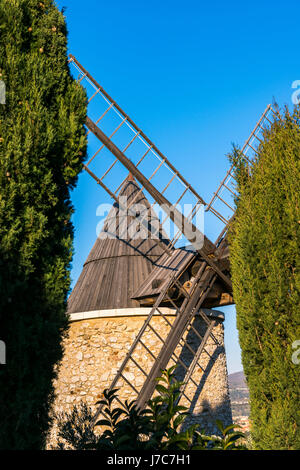 Moulins d'Allauch, Marseille, BDR, France 13 Stock Photo