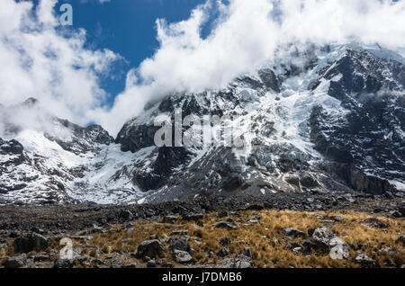 Salcantay (6,271 m) -  the highest peak in the Vilcabamba mountain range in Peruvian Andes. Stock Photo