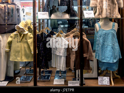 Roscoe, Illinois, USA. 24th May, 2017. Clothing from Jackie Kennedy and her children is displayed at the Historic Auto Attractions Museum. The museum's holdings include the world's largest collection of presidential and world leaders' automobiles, and 36,000 square feet worth of displays of cultural artifacts and historical oddities from the 20th Century. Credit: Brian Cahn/ZUMA Wire/Alamy Live News Stock Photo