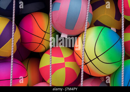 pink and blue beach balls