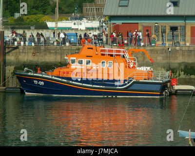 17 09 RNLB City of London II Lifeboat Stock Photo