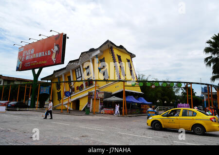 Chongqin, Chongqin, China. 25th May, 2017.  The upside-down house in southwest China's Chongqing, May 25th, 2017. Credit: SIPA Asia/ZUMA Wire/Alamy Live News Stock Photo