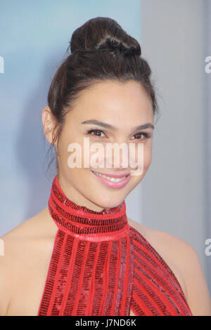 Los Angeles, USA. 25th May, 2017. Gal Gadot 5/25/2017 World Premiere of 'Wonder Woman' held at the Pantages Theater in Los Angeles, CA Photo: Cronos/Hollywood News/Alamy Live News Stock Photo