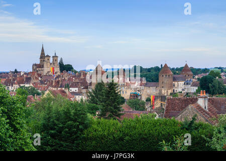 France, Burgundy region, Cote d'Or, Semur-en-Auxois Stock Photo