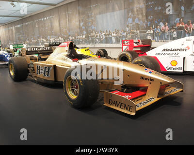 F1 ジョーダンGP 1995−1996年 実使用 フロントタイヤ&ホイール
