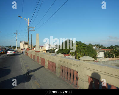 09902 San Joaquin Maynilad Pipelines Bambang Bridge Pasig City River  16 Stock Photo