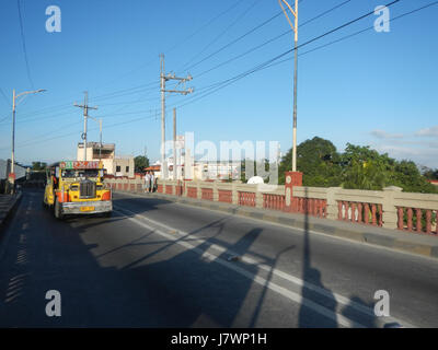 09902 San Joaquin Maynilad Pipelines Bambang Bridge Pasig City River  26 Stock Photo