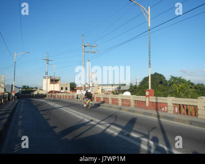 09902 San Joaquin Maynilad Pipelines Bambang Bridge Pasig City River  27 Stock Photo