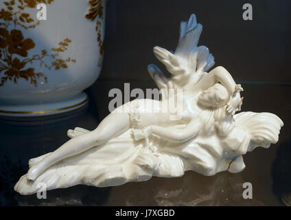 Bather and Sleeping woman, 1 of 2, Vincennes Porcelain Factory, c. 1747 1752, soft paste porcelain   Wadsworth Atheneum   Hartford, CT   DSC05258 Stock Photo