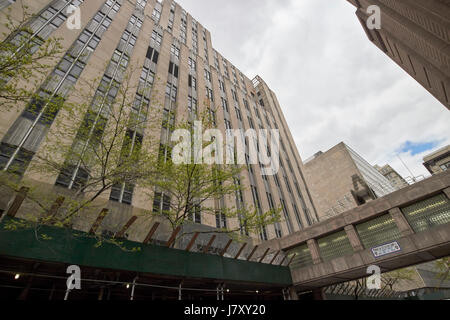 tombs south building of the manhattan detention complex metropolitan correction center manhattan New York City USA Stock Photo