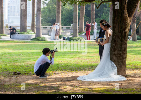 Wenzhou, Zhejiang, China.  Jiangxin Island, a Popular Place for Photographing Newly-married or Engaged Couples. Stock Photo