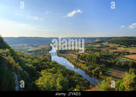 France, Dordogne, Domme, labelled Les Plus Beaux Villages de France, view on the Dordogne valley from the belvedere of the Barre Stock Photo