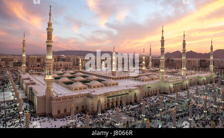 Al-Masjid An-Nabawi Stock Photo