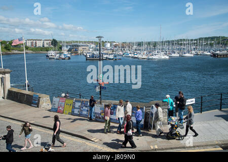 Plymouth, Devon. The Barbican. The Mayflower Steps. The Pilgrim Fathers set off for the United States from here. Stock Photo